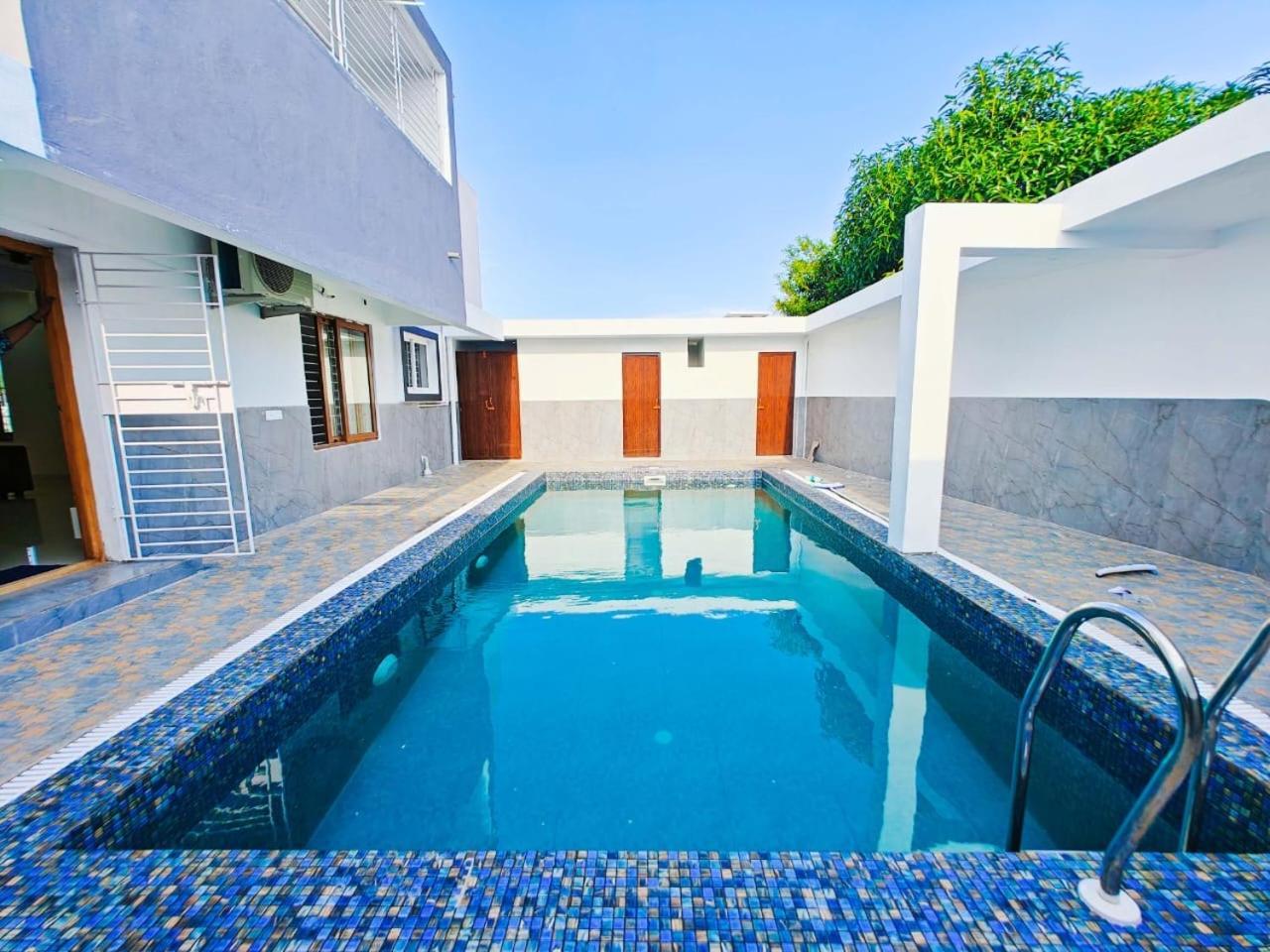 Rini Resort Chennai Eksteriør bilde