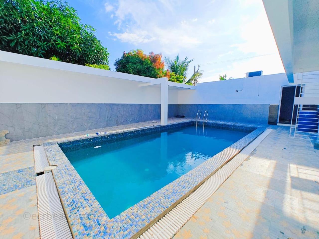 Rini Resort Chennai Eksteriør bilde